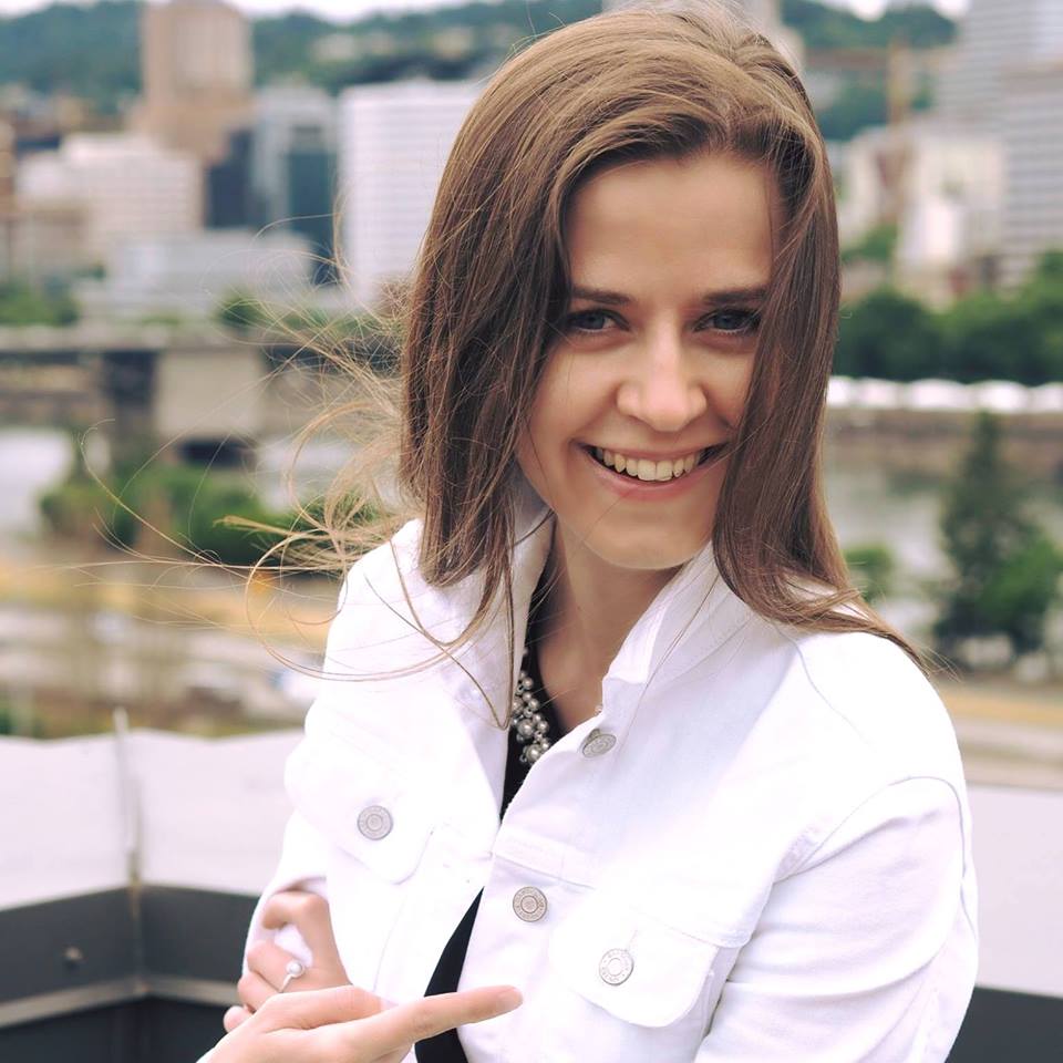 Karina Fedoseeva Knipe Realty ERA Powered, Риелторы в США — SVOI.us